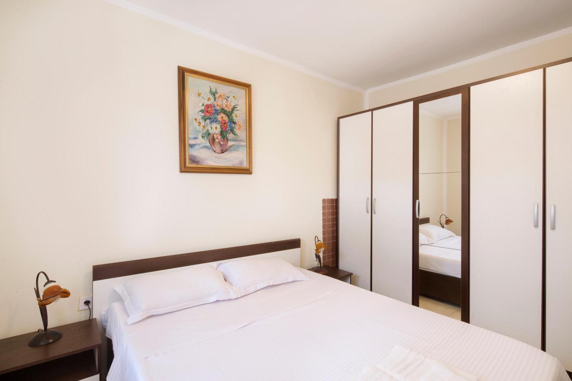 Apartments Al Parma Будва Стая снимка